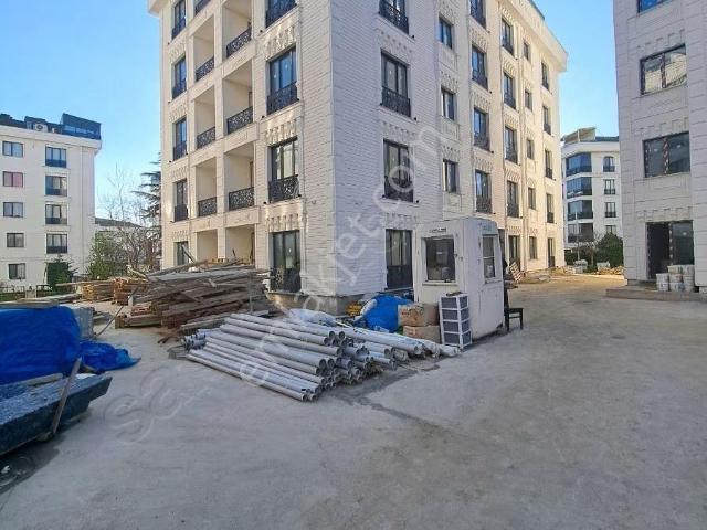 Satılık 120 Dairelik Sitede 2+1 Daireler