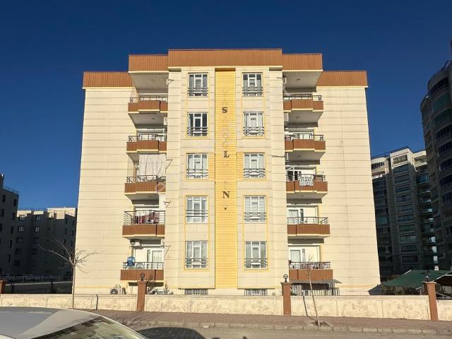 Satılık 2+1 Arakat
