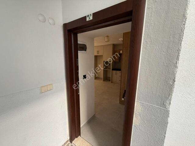 Satılık 2+1 Deniz Kenarı Siteiçi Daire Alanya konaklı