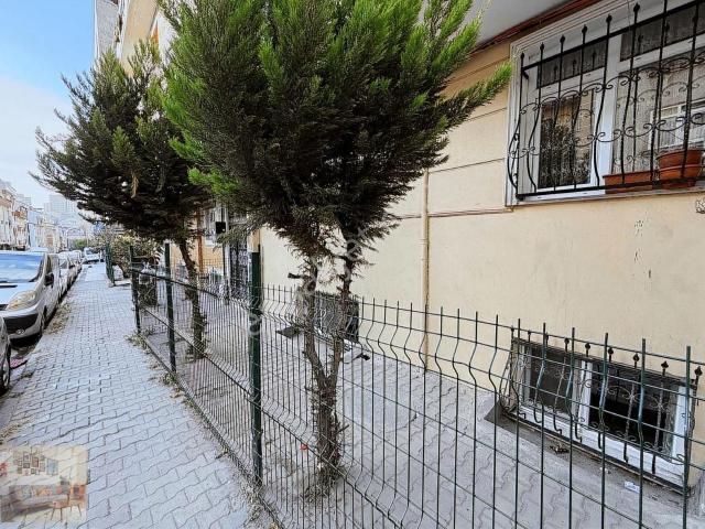 Satılık 2+1 100 M2 Güney Cephe Camları Yüksek Bahçe Katı
