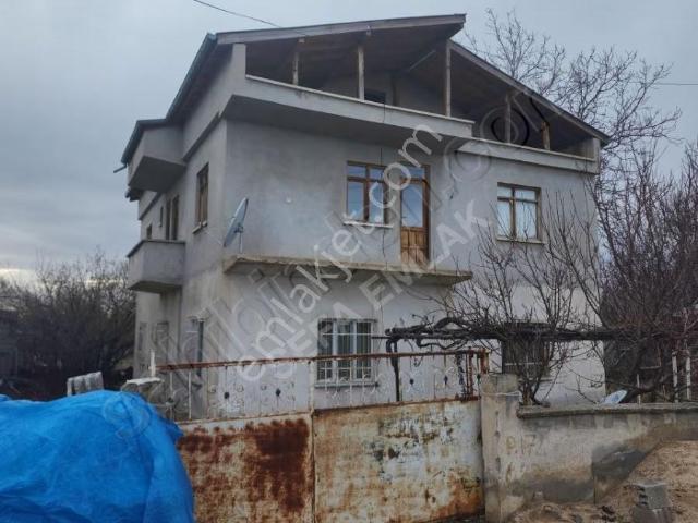 Satılık 2 Katlı Müstakil Ev