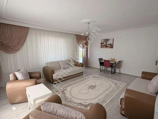 Satılık 3+1 Geniş Ve Ferah Daire 175 M² Net Siteli Önü Açık
