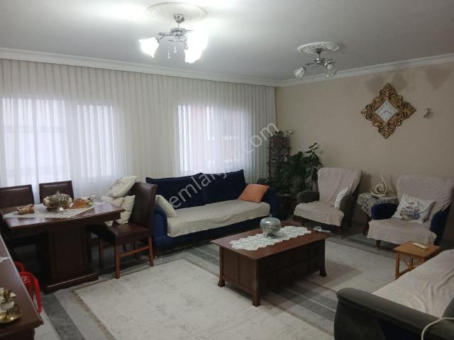 Satılık 3+1 Kapalı Mutfak, Doğalgazlı Söke