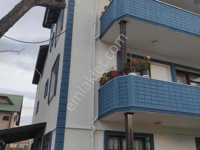 Satılık 3 Katlı Bina Ve Arsası Sakarya / Sapanca Çayıcı