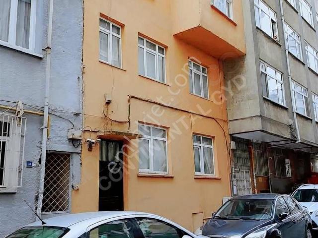 Satılık 3 Katlı Bina