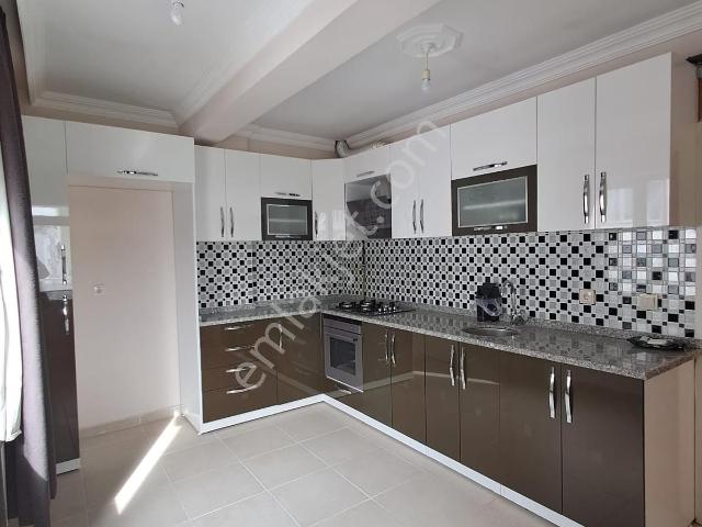 Satılık 4+1 Kullanışlı 200m2 Mükemmel Konumda Daire