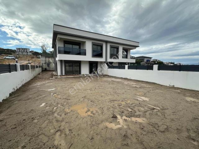 Satılık 4+1 Triplex Villa 13.500.000 Tl