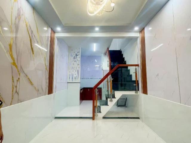 Sát Mặt Tiền Hoàng Diệu trung Tâm Q4 diện Tích SD 84 M2 có 4 Tỷ