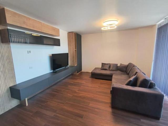 SAT VACANTA APARTAMENT 2 CAMERE