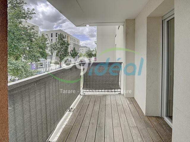 Sathonay Camp T3 de 61m2 avec balcon