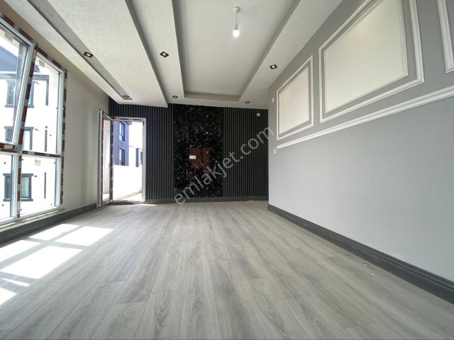 Çerkezköy Kızılpınar'da Modern 2+1 Ara Kat Satılık Daire