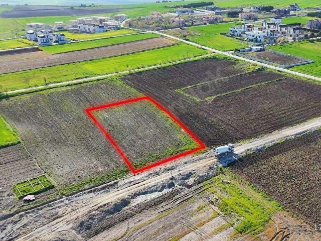 SATILIK ARSA 1706 M2 PEGASUS ARNAVUTKOY VİLLA İMAR REMAX ERAY