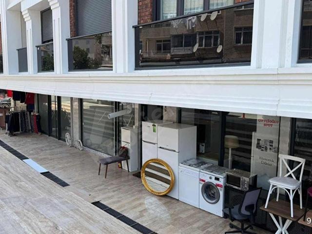 SATILIK DÜKKAN KÜÇÜKYALI RÜŞTÜ SARP CD ÜZERİNDE ÖN CEPHE 36 M