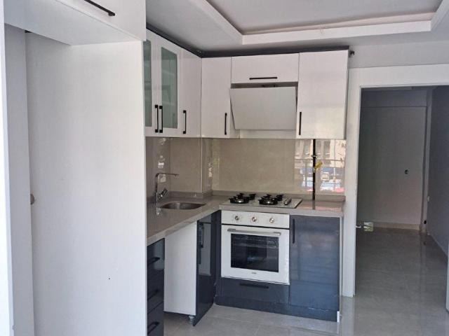 SATILIK DAİRE 1+1 AŞAGI ÖVEÇLERDE SIFIR 2.KAT ANKASTRE MUTFAK KÖŞE BAŞI ARA KAT LÜKS YAPILI