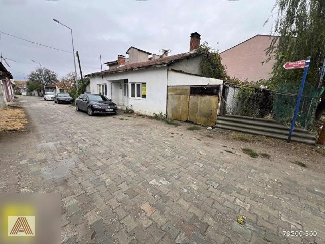 SATILIK KARAAĞAÇ MH. 170 M2 ARSA İÇERİSİNDE BAHÇELİ MÜSTAKİL EV