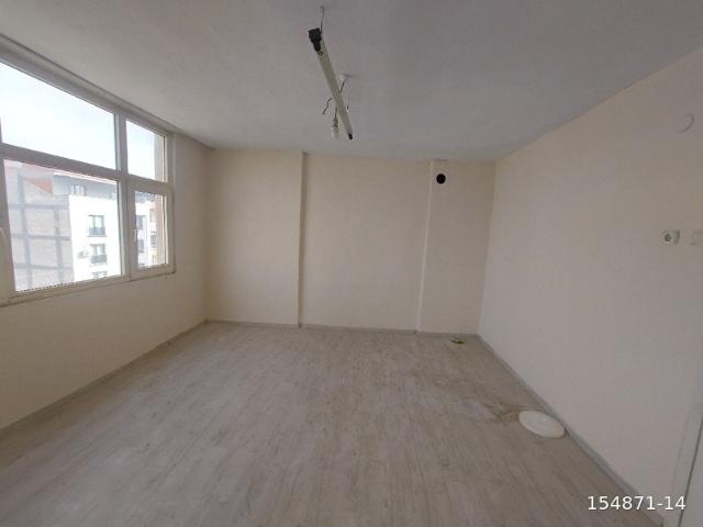 SATILIK KERVANYOLU ÜZERİ DAİRE