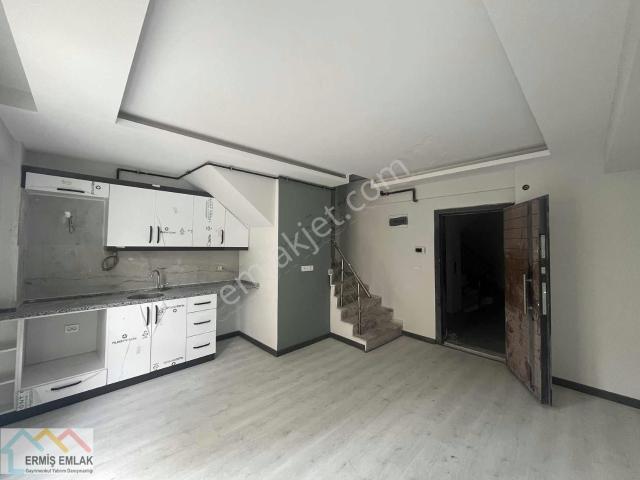 Satılık Sıfır 1+1 Dubleks Daire