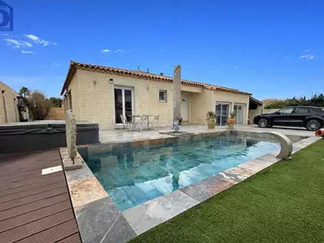 Sauvian 34410 Achat / Vente maison 6 pièces t6 au dernier étage piscine