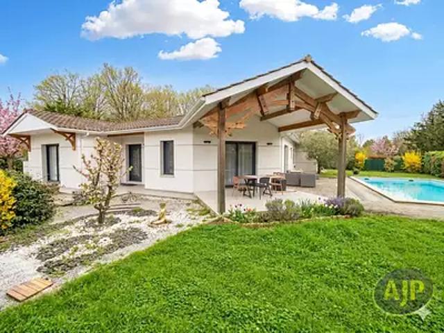 Saucats 33650 Achat / Vente maison 6 pièces t6 au dernier étage piscine