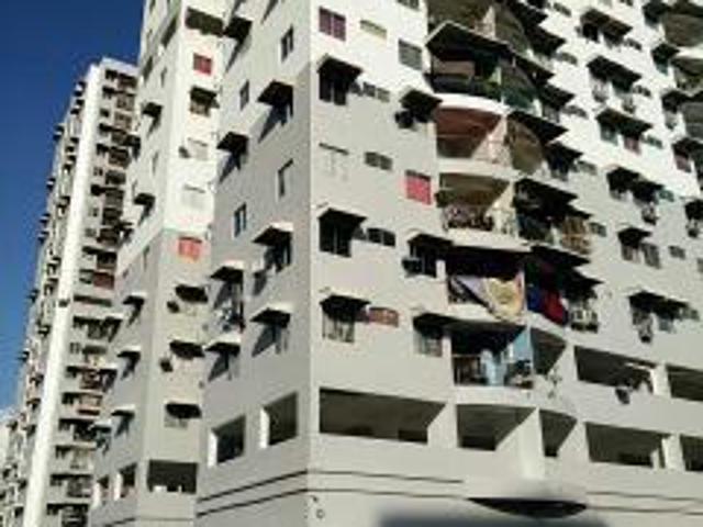 Saujana Heights Apartment Teluk Kumbar Worth buy unit