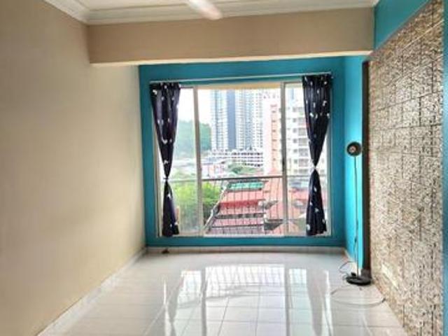 Saujana HeightTeluk Kumbar Apartment 3 bilik untuk dijual