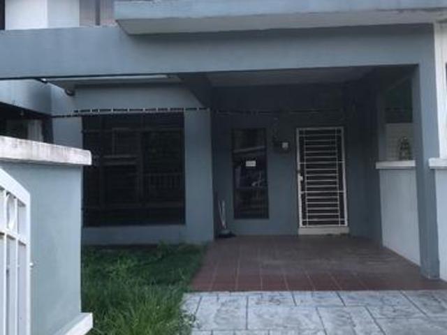 Saujana Utama 3 Sg Buloh Partially Furnished Two Storey