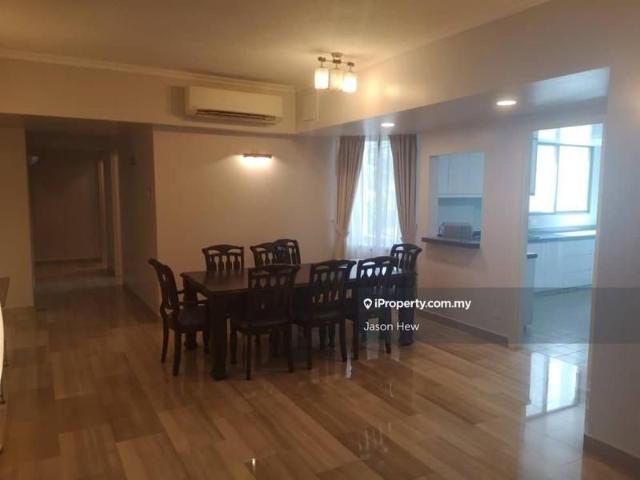 Saujana Villa, Seksyen U2, Saujana