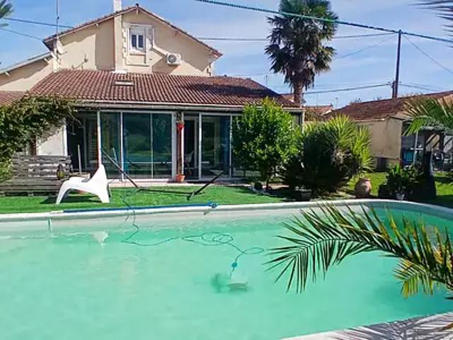 Saujon 17600 Achat / Vente maison 6 pièces t6 piscine