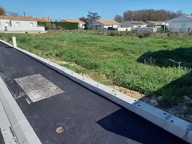 Saujon 17600 Programme neuf terrain neuf à vendre