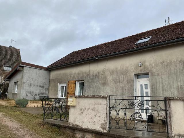 Saulieu/ Morvan: maison de 105 m² avec terrain 105m² Saulieu