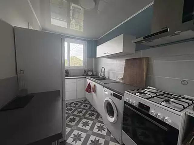 Saumur 49400 Achat / Vente appartement 2 pièces t2 au dernier étage parking