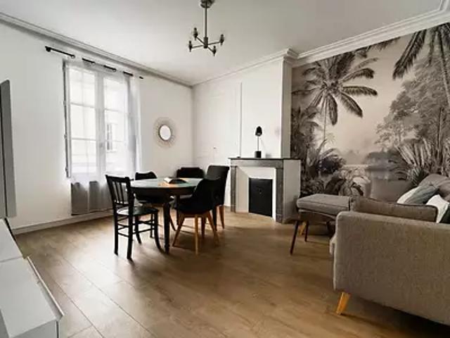 Saumur 49400 Achat / Vente immeuble au dernier étage terrasse