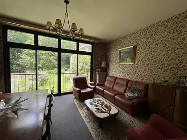 Saumur 49400 Achat / Vente maison 5 pièces t5 au dernier étage cave