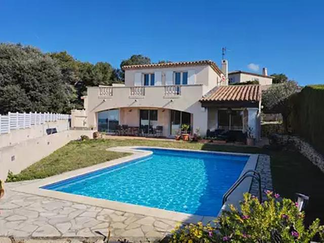 Sausset les Pins 13960 Achat / Vente maison 5 pièces t5 au dernier étage piscine