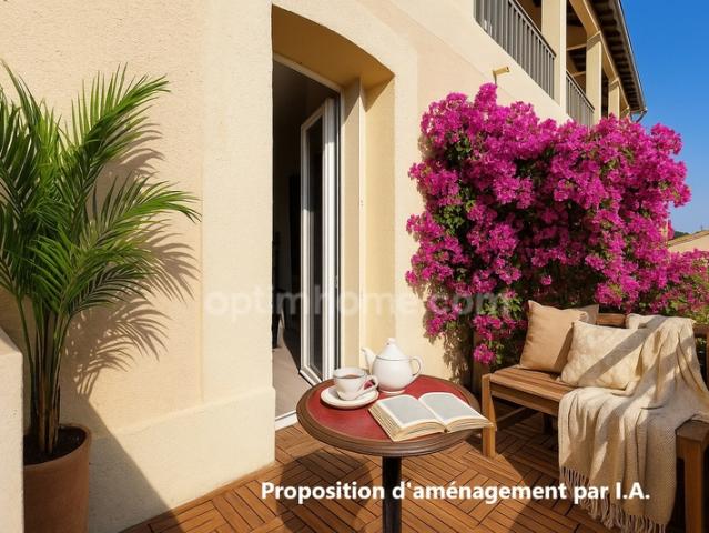 ? Appartement T2 rénové avec terrasse – Centre ville de Sausset les Pins – A deux pas de la plage