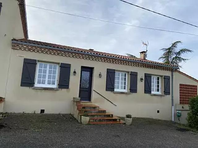 Saussens 31460 Location maison 3 pièces t3 terrasse