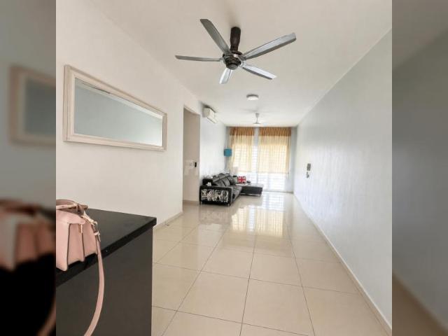 Savanna Executives Suites Southville Dengkil Fully Furnished 2 Carpark Good Location For Rent