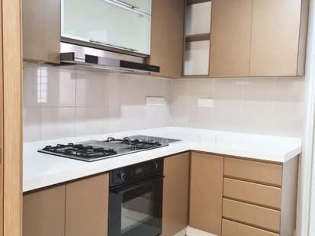 Savannah Condopark Condominium For Rent, $4,900, 3 Bed 2 Bath 1,238 sqft $3.96 psf