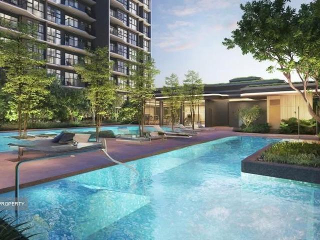 Savannah Condopark D18, Condominium