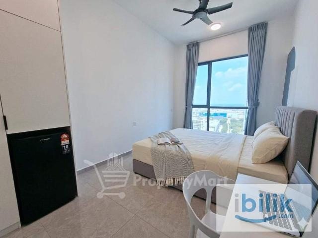 Savana Brand New Master Room with Private Bathroom Include Parking