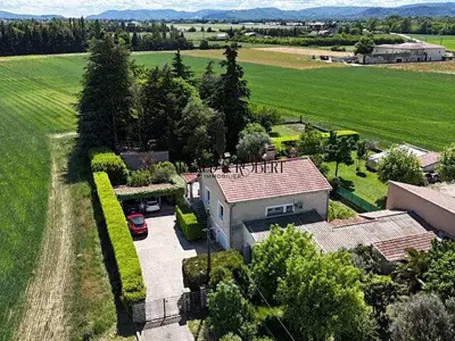 Savasse 26740 Achat / Vente maison 9 pièces t9 piscine