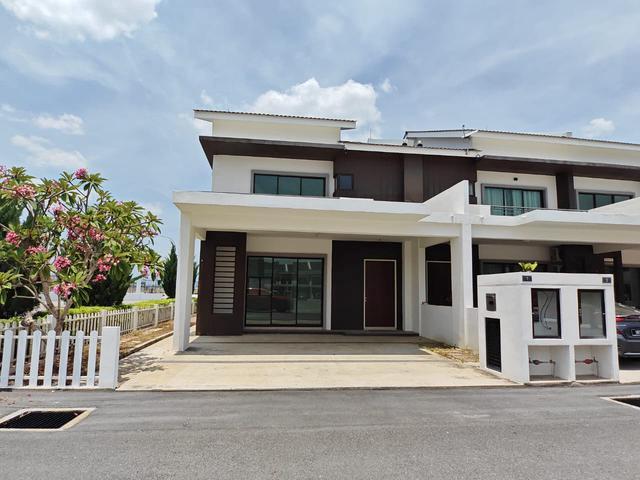SAVE UP 144K Terrace Corner Mekar Sari Anggun Gated Guarded