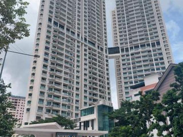 SAVE UP 190K Iconic Skies 1345sf 2 Carparks Near SPICE Arena
