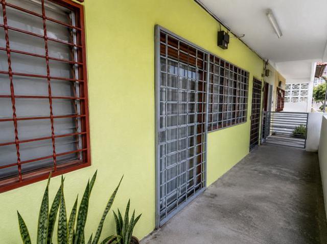 SAVE UP 12K Taman Bukit Serdang 743sf Seri Kembangan