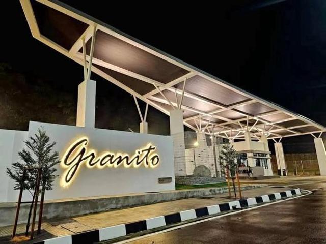 SAVE UP 133K Granito Condo 861sf High Floor Near TAR College