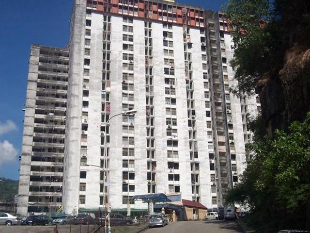 SAVE UP 62K Bukit Saujana 689sf Mid Floor 3 Rooms Paya Terubong