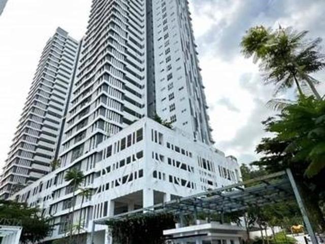 SAVE UP 76K The Loft 1615sf Mid Floor 2 Carparks Southbay City
