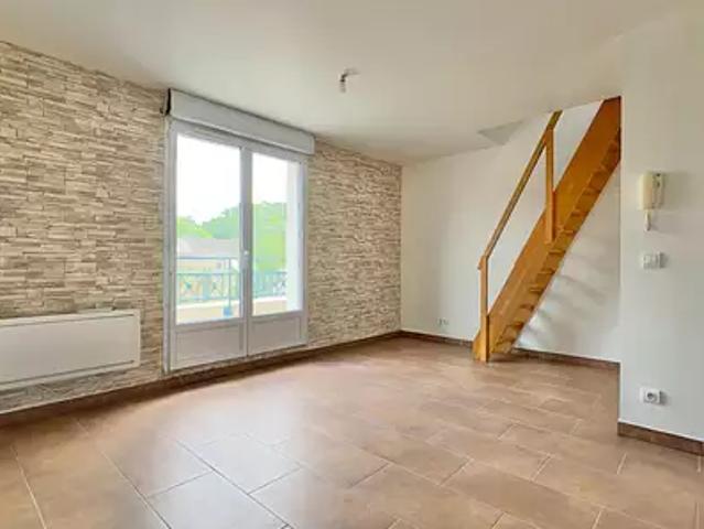 Savigny sur Orge 91600 Achat / Vente appartement 2 pièces t2 au dernier étage