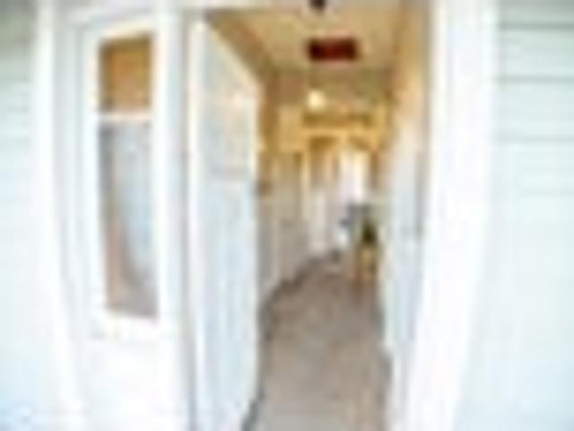 Sawyers Bay, 2 bedrooms, $575 pw