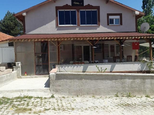 SAYGILI'DAN DUMLUPINAR İLÇESİ SATILIK MÜSTAKİL BAHÇEL DUBLEXS EV